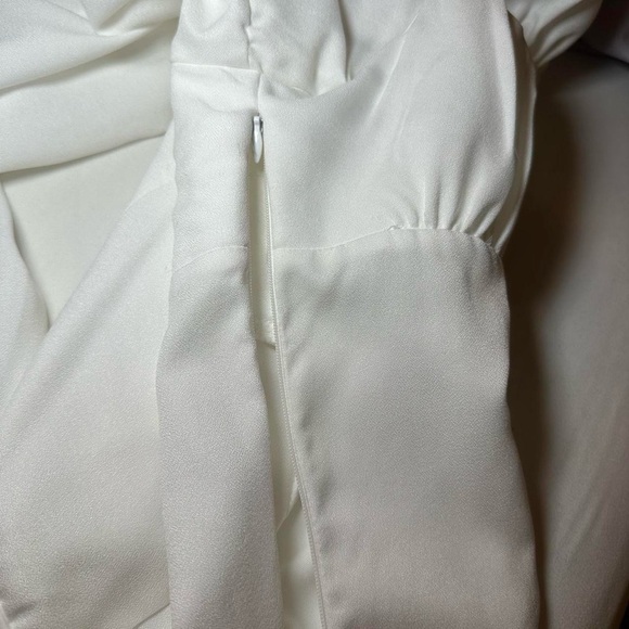 Princess Polly puff sleeve bodysuit - Picture 3 of 4